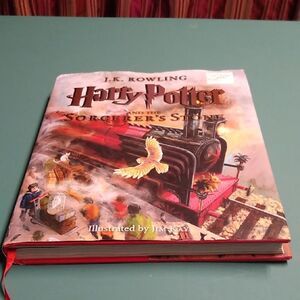 Harry Potter and the Sorcerer's Stone Illustrated Edition